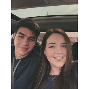 Meet your Posher, Chloe